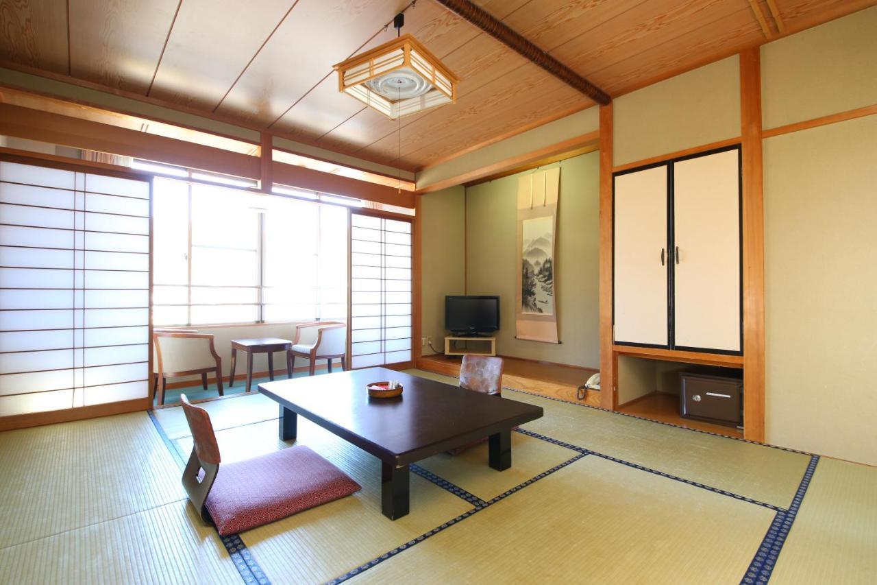 Hotel Hirugami No Mori Achi Zewnętrze zdjęcie